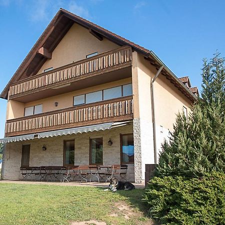Gaestehaus Lorz Höchstadt an der Aisch Buitenkant foto